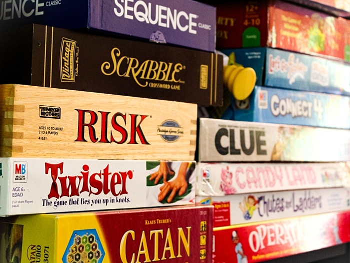 Games shutterstock 2633872971