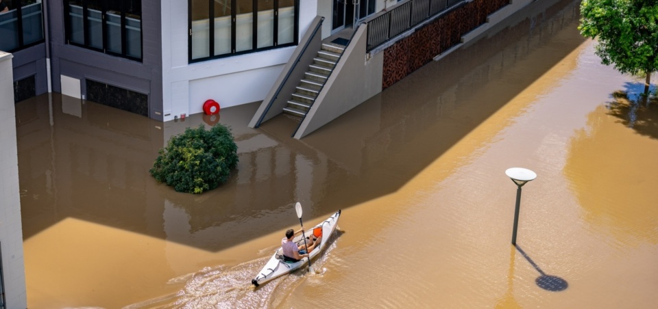 Extreme weather now costs Australians $4.5 billion a year. Better insurance options and loans would help us adapt
