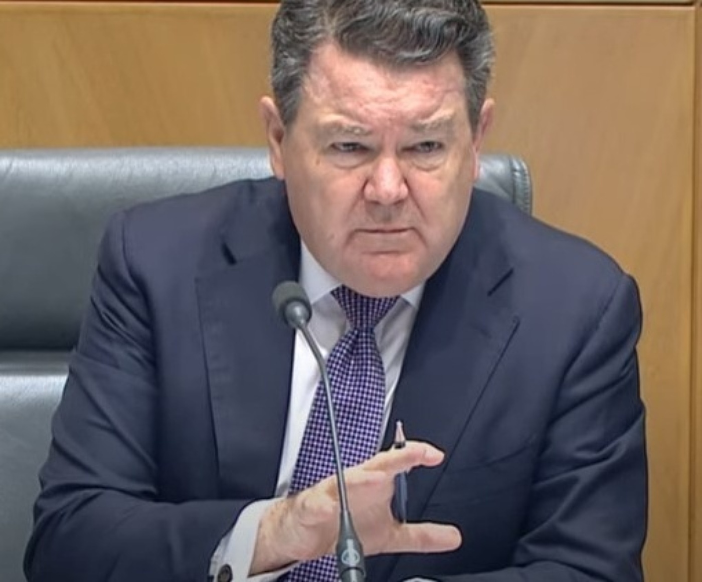 Sen Dean Smith