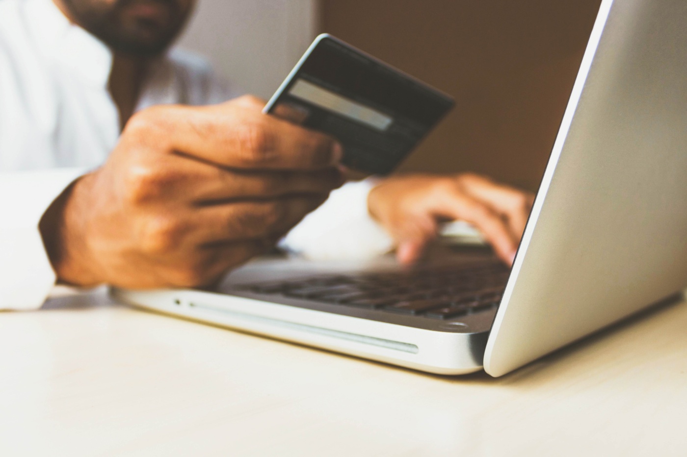 Telco disadvantaged laptop phone bill