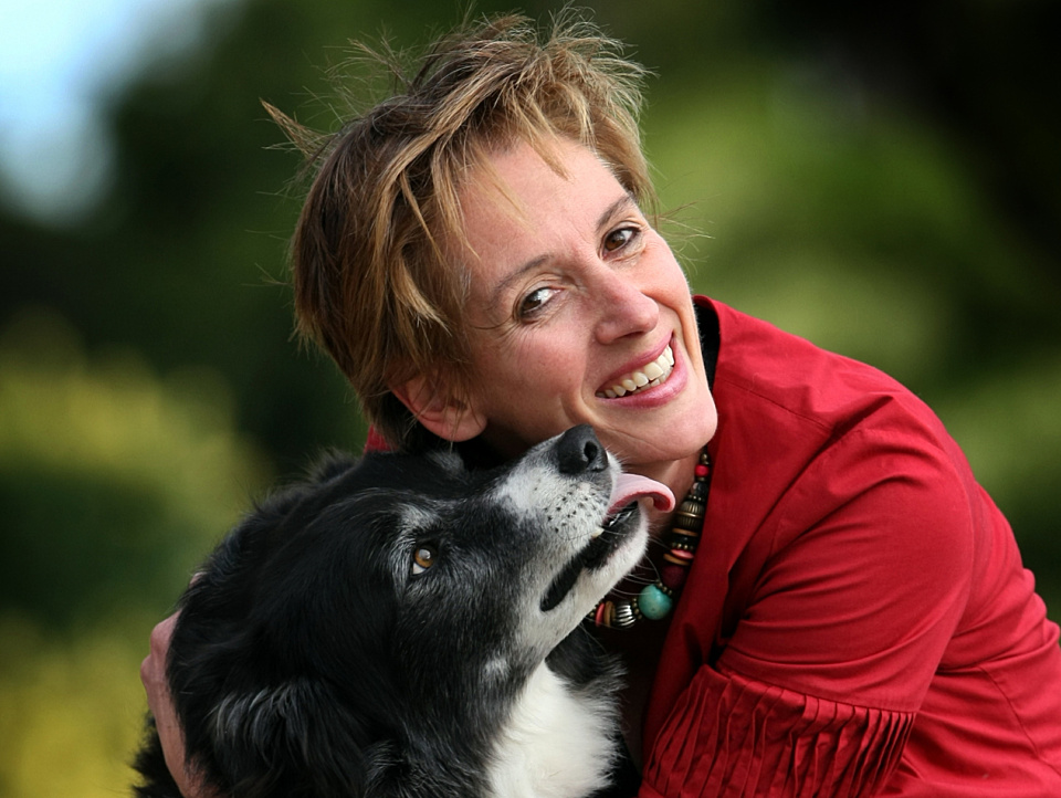 Jed and Jennifer Kanoodling