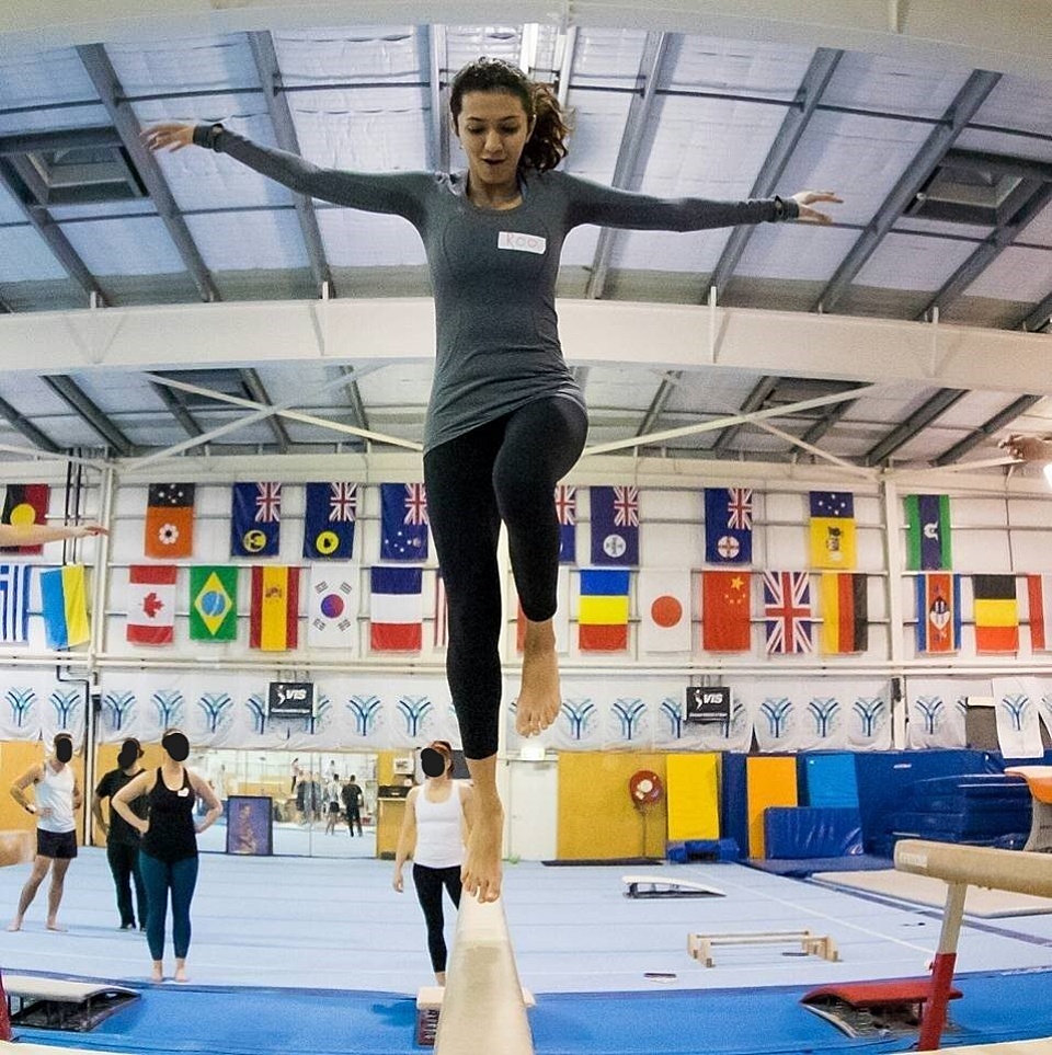 Ruhee balance beam