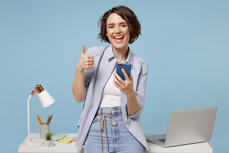 Thumbs Up shutterstock 2010041042