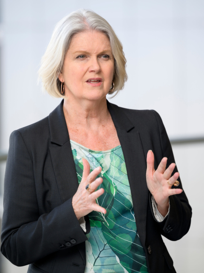 Sandra Goldie